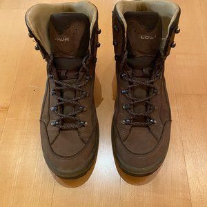 Lowa Renegade Hiking Boots Size 14
